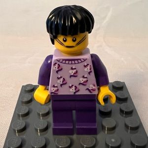 LEGO® DREAMZzz Minifigure™ JAYDEN Braces w Straps Lavender Sweater drm004